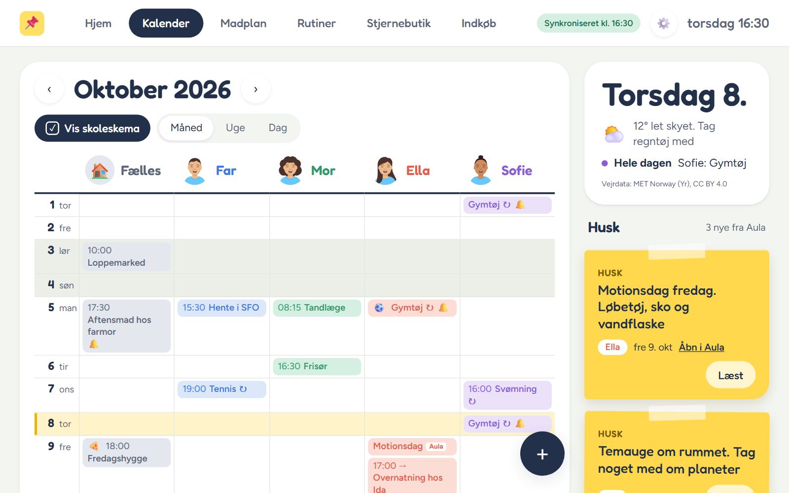Månedskalender med en kolonne til hver i familien